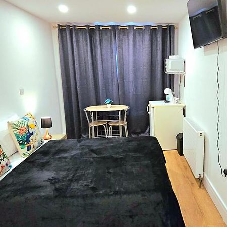 Penelope Ensuite Double Room London Bagian luar foto