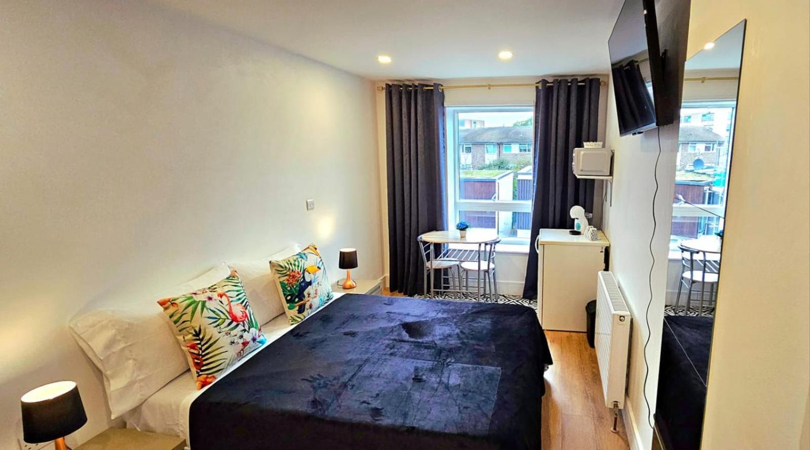 Penelope Ensuite Double Room London Bagian luar foto
