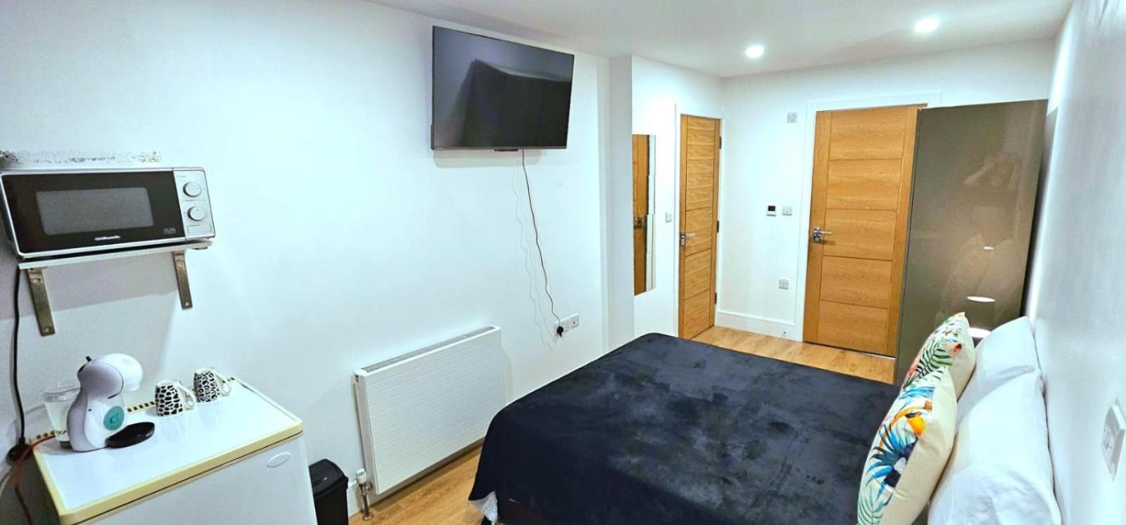 Penelope Ensuite Double Room London Bagian luar foto