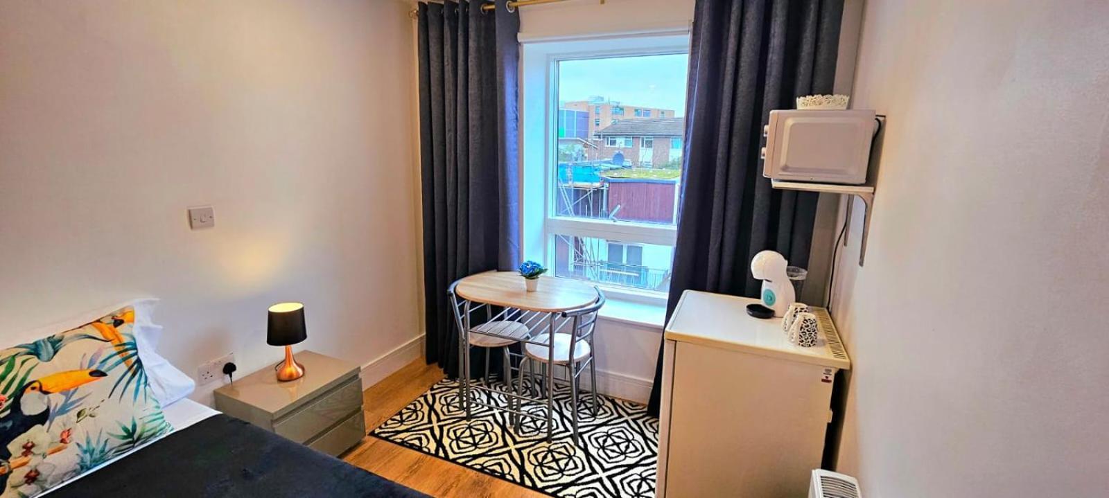 Penelope Ensuite Double Room London Bagian luar foto